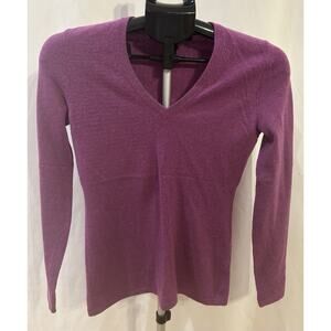 McDuff Essentials 100% Cashmere Magenta Sweater size XS